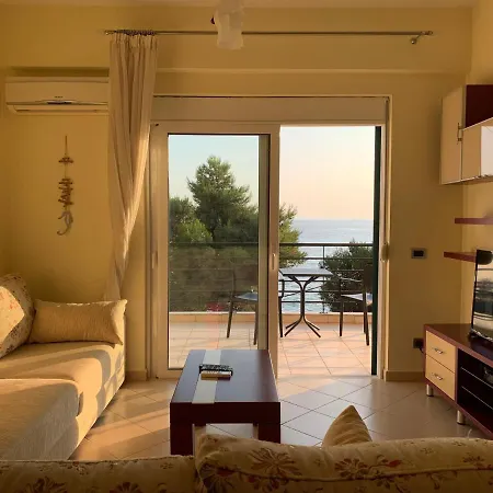 Beachfront - Apartment