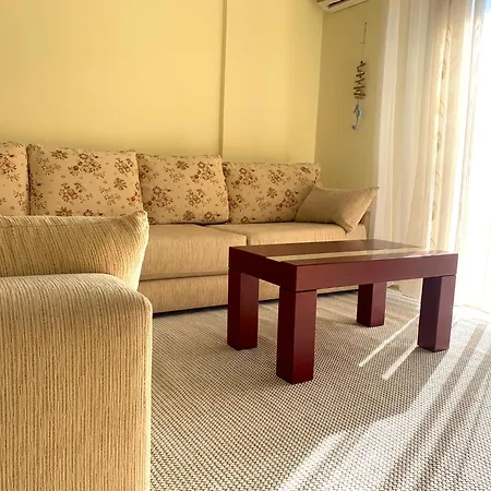 Apartment Beachfront - Sarande
